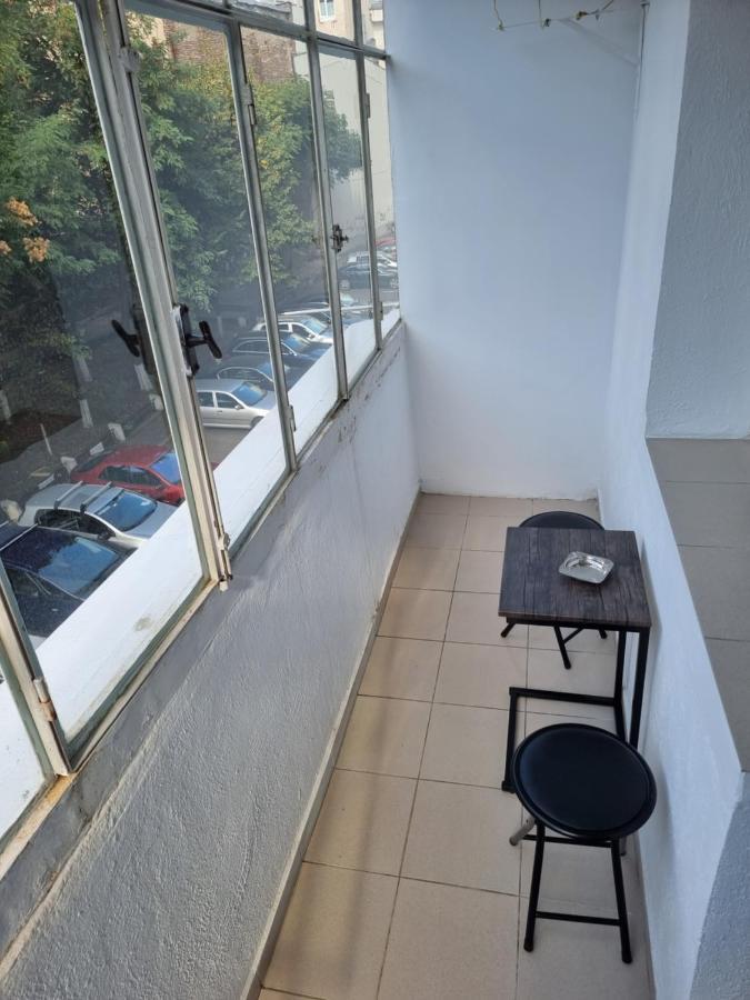 Charming And Intimate Getaway In Bucharest - Near Unirii Squareアパートメント エクステリア 写真